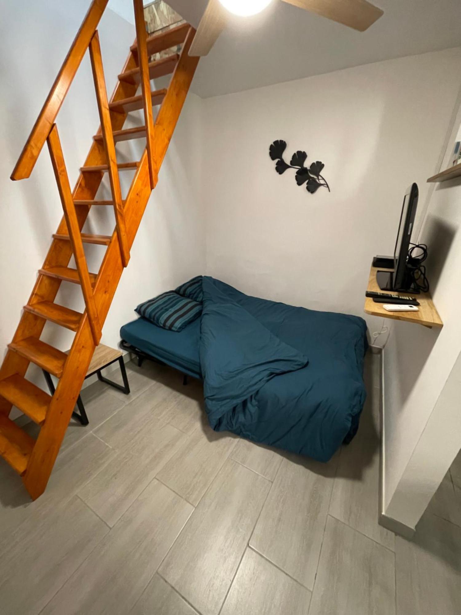 Chez Sonou , Nimes Centre Appartement Buitenkant foto
